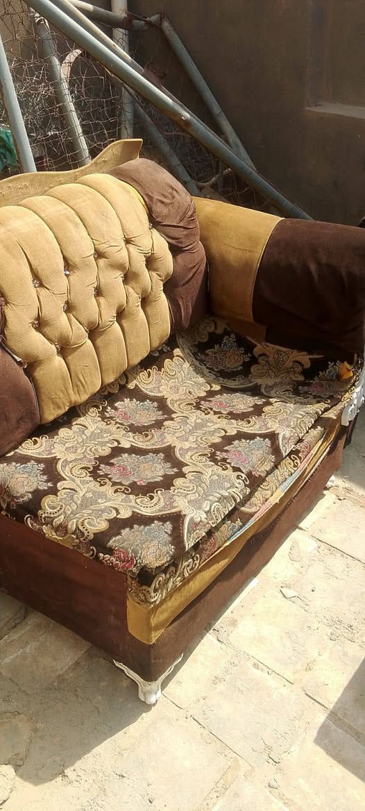 ساحبه • ديوان • ٤ مقاعد