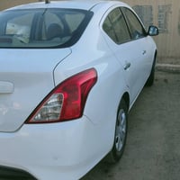 نيسان صني هندي مكفولة من البارد والحار والصبغ  موديل 18  ماشيه  69 الف...