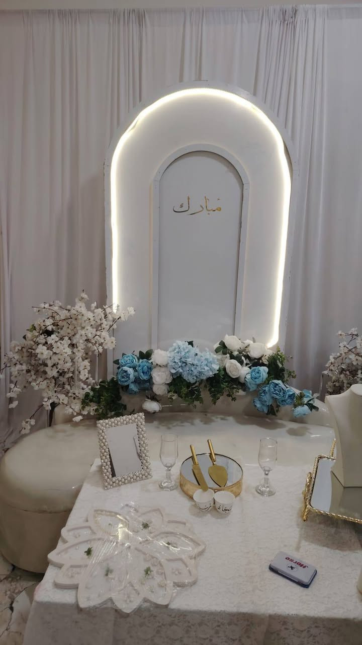 عرض خاص جميع الكوشات ب125 مع شد ونصب والنقل داخل الشطره 

للحجز والاستفسار مراسلة الخاص ***********
