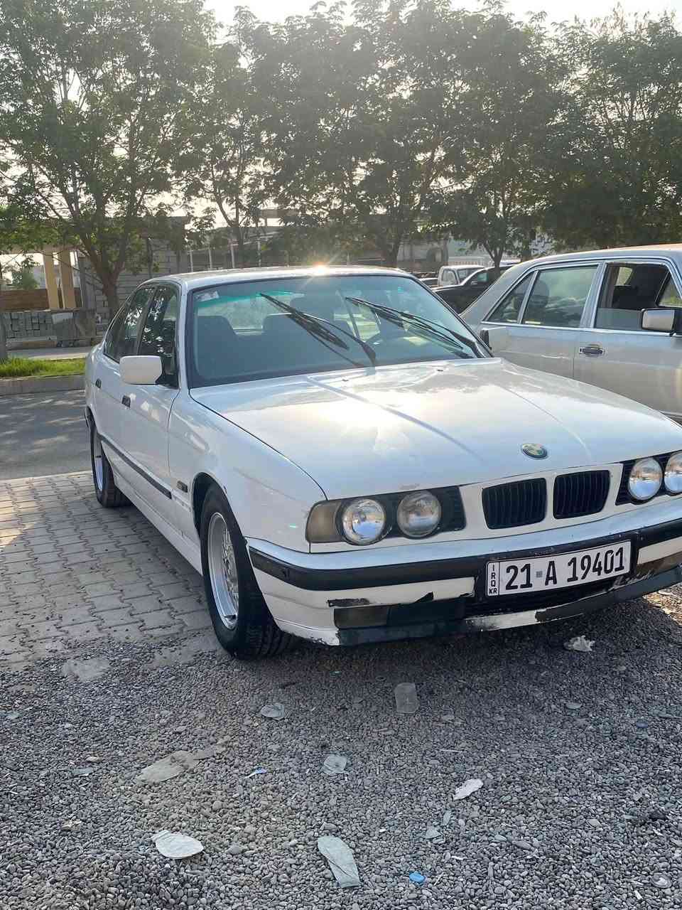 للبيع: بي ام دبليو (BMW)
الموديل: 1991
 الموقع: محافظة ديالى - جلولاء
 السعر: 45 ورقة (وفيها مجال بسيط للطيبين)
 رقم التواصل: ***********
السيارة متواجدة في جلولاء للمعاينة، ولأي استفسار عن التفاصيل والتطبيبات يرجى الاتصال على الرقم أعلاه.
