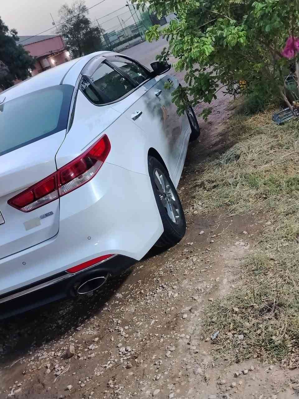 سلام عليكم ورحمة
اوبتما أمريكي 2018 السياره نضيفه السونار مرفق ب المنشور حادثها فقط حوض السبير اربع أصابع فقط وبارد باب السايق مكانها بصره شط العرب السياره ماشيه 93 ميل
تبريد خير من الله تايرات تخم
*********** السعر 138 وبيه مجال
