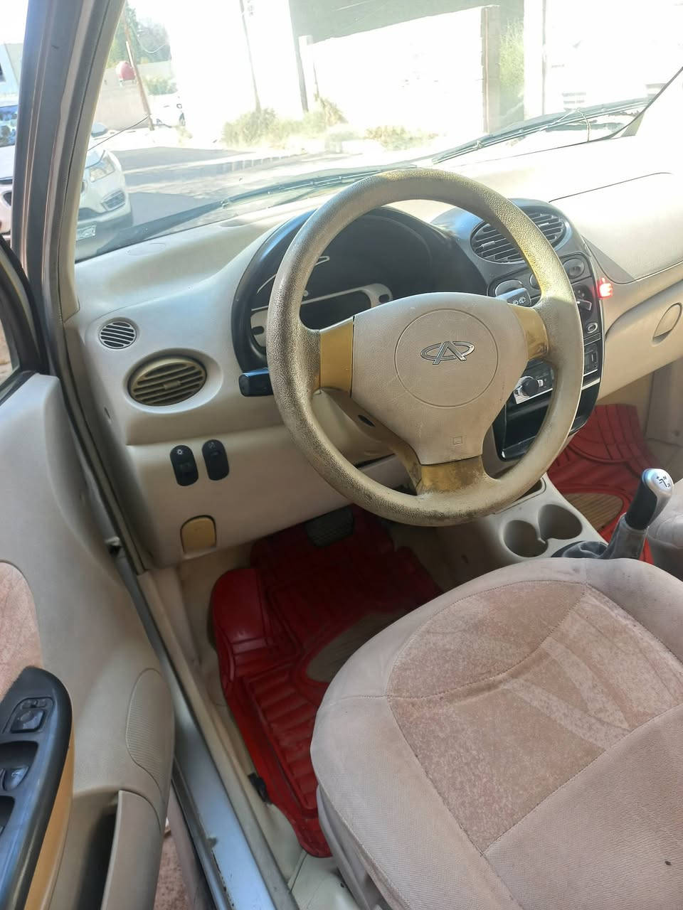 السلام عليكم كيو كيو موديل ٢٠١٣ كير عادي واوتماتيك رقم بغداد سيارة كير محرك صدر مكفول 
السعر٢٤ 
بغداد حي الجهاد 
***********
