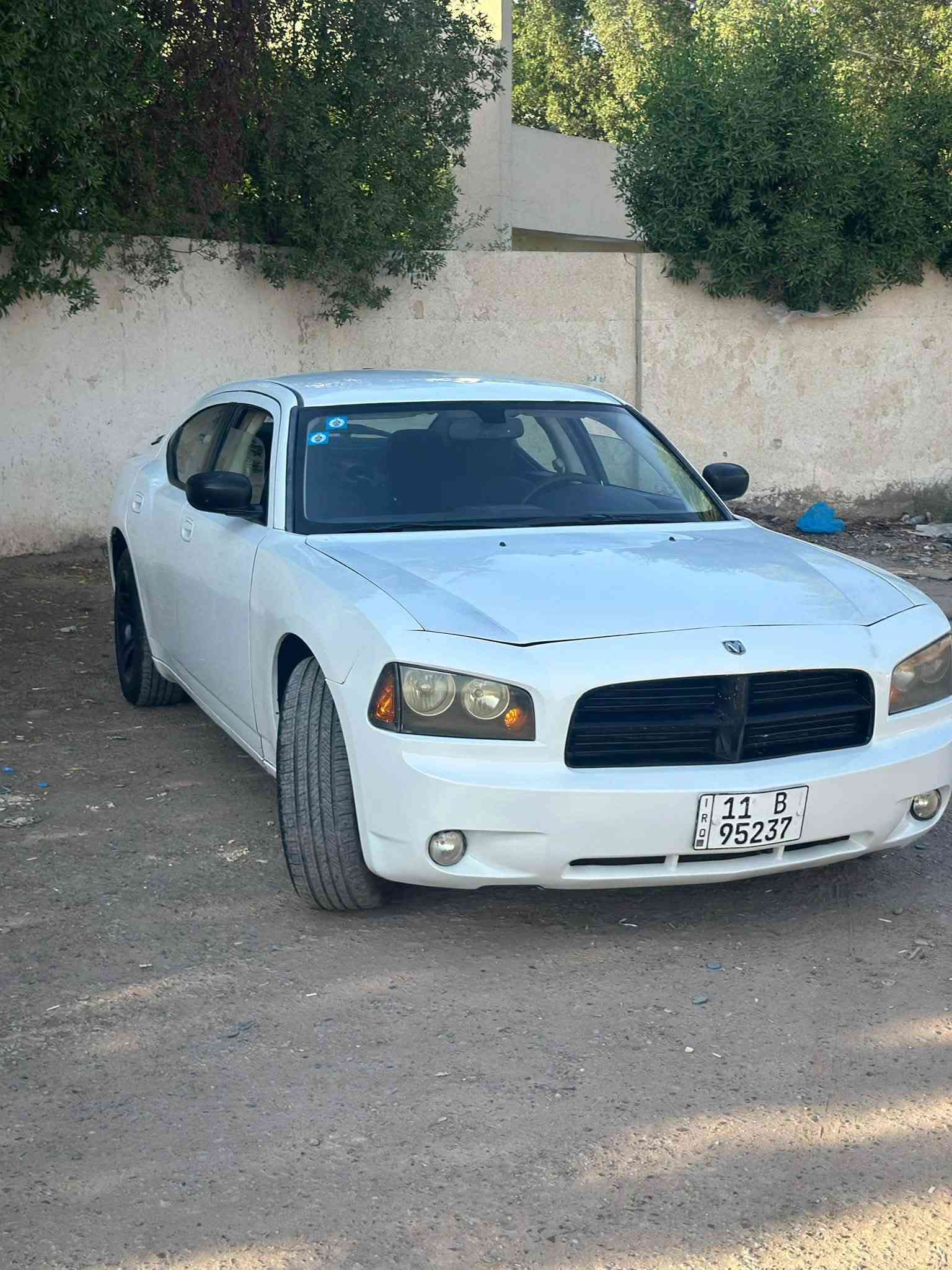 السلام عليكم دوج جارجر 2010
السياره بيها مكانات صبغ ابيع حزام السياره بسمي تحويل ثاني يوم جديده جاهزه لل اخير كير تبريد محرك كله جديد ونضيف ربع متذب عليها  
السعررر (85)وبيها مجال 
بغداد رقم الهاتف ***********
