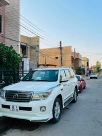 بسم الله الرحمن الرحيم  للبيع لاندكروزر GXR مديل 2010  سيارة تستحق الم...