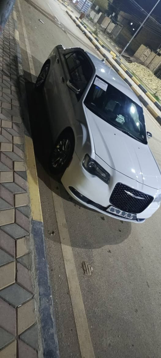 اوباما للبيع او مراوس بلنترا أو كي فايف  فقط   سياره موديل 18معلايه 23 رقم ذي قار بسمي تحويل ثاني يوم سياره ما مشتغله خط  استخدام شخصي ماشيه 135  فئه ال s  بيه رشات صبغ  السعر 160 للاستفسار اكثر الاتصال على الرقم     ‏‪***********‬‏
