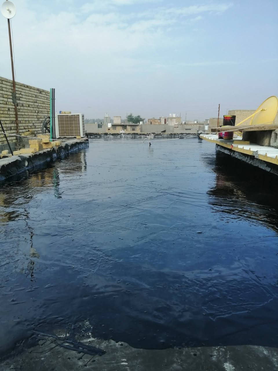 عمل كاف الزفت والفلانكوت وتراب لاصطح ومرد ماي وتصليطه وحفر اساس وتربيع وقاز وبناء الجفر وفرش سبيس وحدل شعندك خابر ***********
