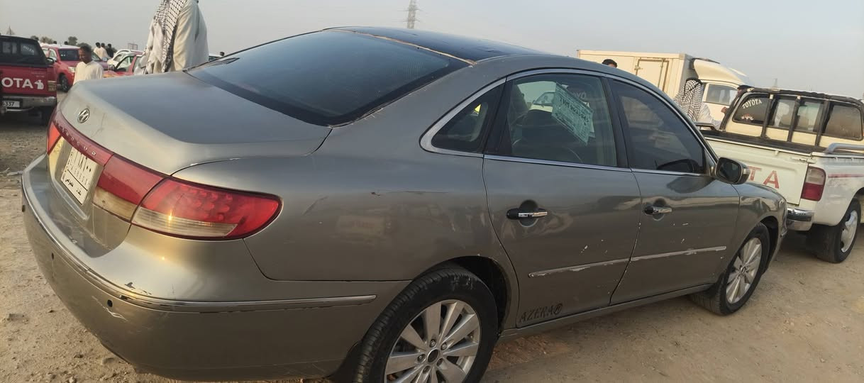 سلام عليكم هونداي ازيرا 2006رقم بغداد بسمي تحويل مباشر
مكينه 6سلندر 
مكفولة مكينه كير حداديه شواصي كهربائيات 
تخم تاير جديد 
باتري جديد 
اشاير بلمري 
فتحه بسقف 
سياره كلش حلوه 
سعر 65 
مكان ذي قار قضاء الفجر 
رقمي ***********
