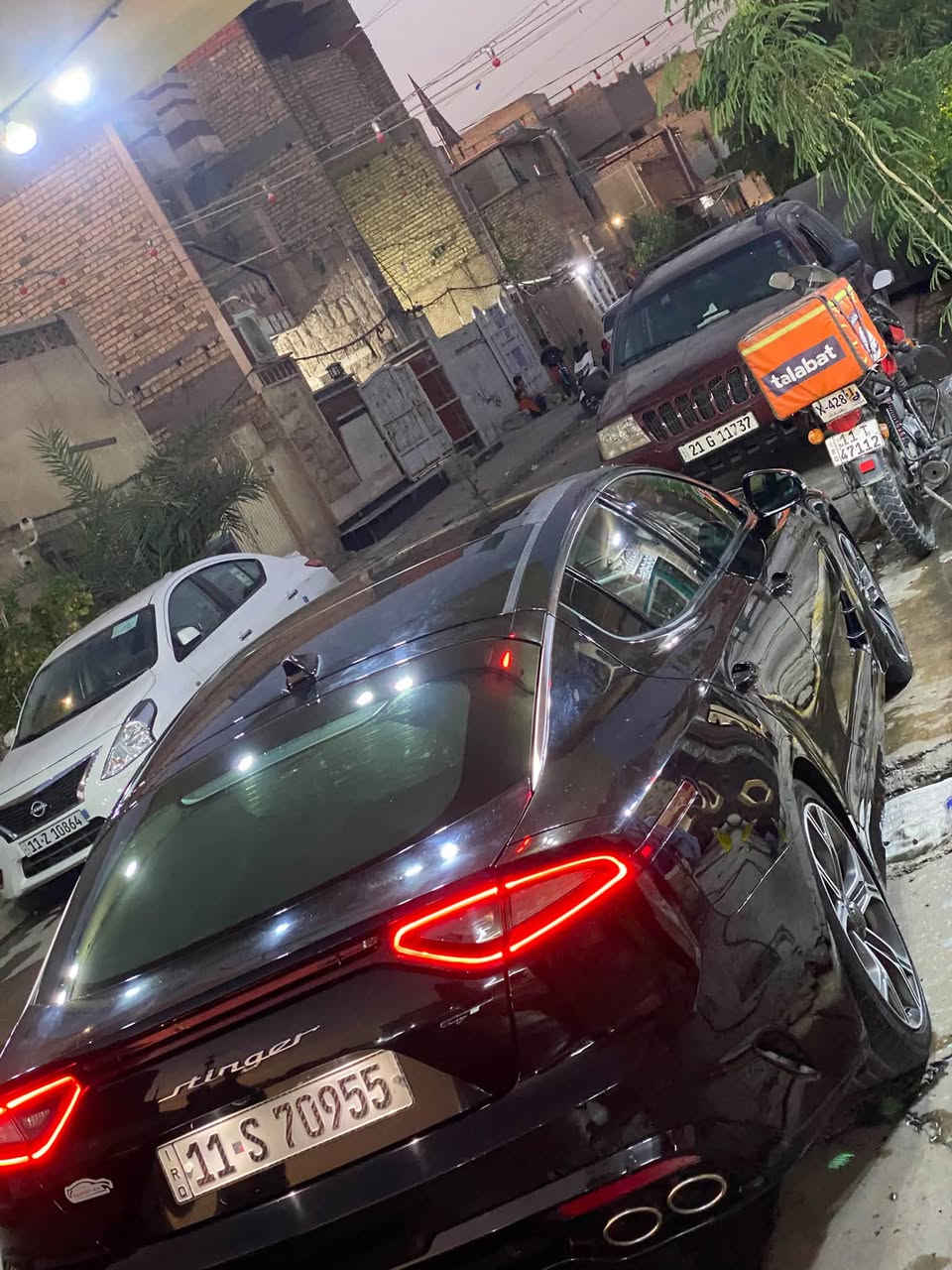 السلام عليكم

للبيع كيا ستنكر GT2 موديل 2020✅
السعر126بيه مجال وماكو هيج سعر 🔥
رقم بغداد مشروع وطني ✅
وسياره جديده بمعنى الكلمه ✅
عليه نانو سيراميك 🖤
محرك 3.3 V6 توين تيربو ✅
سماعات هارمن ✅
كير أوتوماتيك 8 سرعات✅

فول مواصفات GT2🔥

من أهم المواصفات:✔️

* تبريد وتدفئة للمقاعد الأمامية.

* مقاعد جلد كهربائية مع حفظ وضعيات السائق.

* تدفئة للمقاعد الخلفية.

* تدفئة للمقود.

* فتحة سقف.

* شاشة كبيرة مع Apple CarPlay و Android Auto.

* نظام صوتي Harman Kardon.

* كاميرا 360°.

* حساسات أمامية وخلفية.

* رادار أمامي.

* مثبت سرعة ذكي (Adaptive Cruise Control).

* المحافظة على المسار.

* مراقبة النقطة العمياء.

* تحذير الاصطدام مع فرملة طوارئ.

* تشغيل بصمة ودخول ذكي.

* إنارة LED كاملة.

* شاحن لاسلكي للجوال.

* هيد أب ديسبلاي (HUD
سياره حادثه بنيد وجاملغ مرفق بل صوره 
للستفسار ***********
