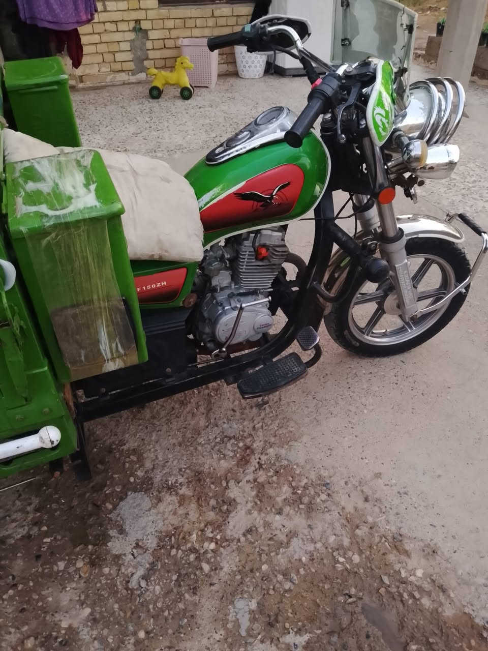 السلام عليكم ستوته للبيع موديل 23 مكان بغداد ***********

