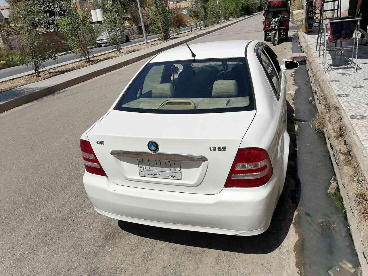 السلام عليكم
للبيع سيكي موديل ١٣ قصة قديمة البجم محدث بيها جاملغ الخلف صبغ بدون دواخل  الكدام فقط بخ بسبب الزنجار باسمي السيارة رقم نينوى تبريد شغال كير شرط محرك بي صرف السعر ٤٧ وبيها مجال السيارة مال بيت مامتعوبة الاتصال *********** العنوان الموصل الجانب الايسر
