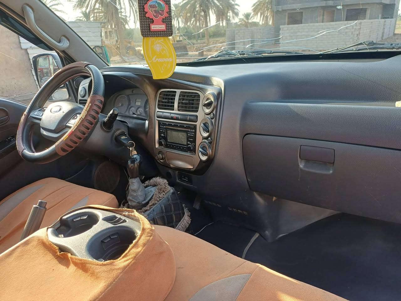 كيا فحل للبيع مكفول من كلشي تبريد شغال موديل ٢٠١٦ سعر ١٢٥ مكان حله
***********
