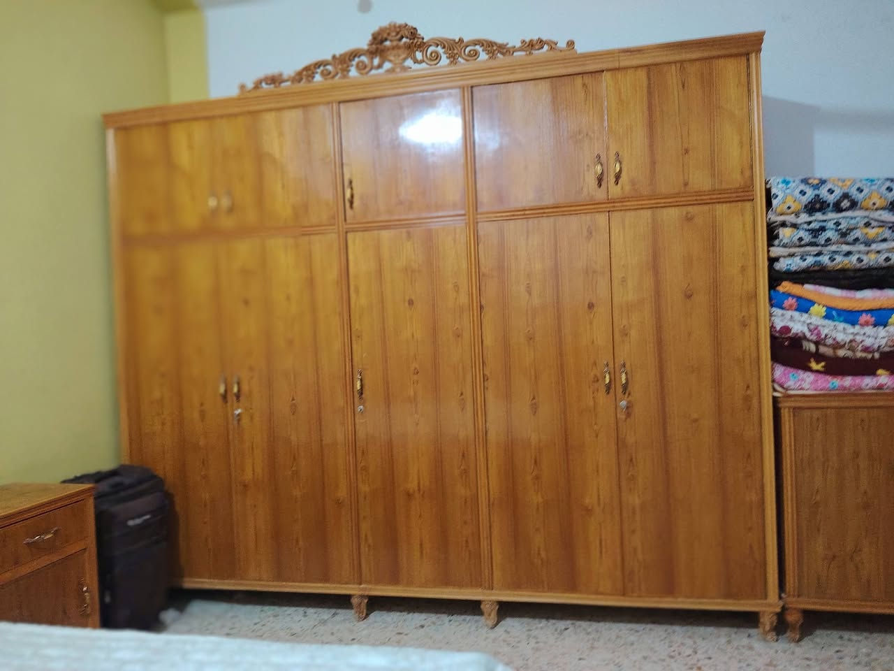 غرفة اللبيع ممستخدمات هواي صاج 6قطع اسعر خاص او تصال ***********
