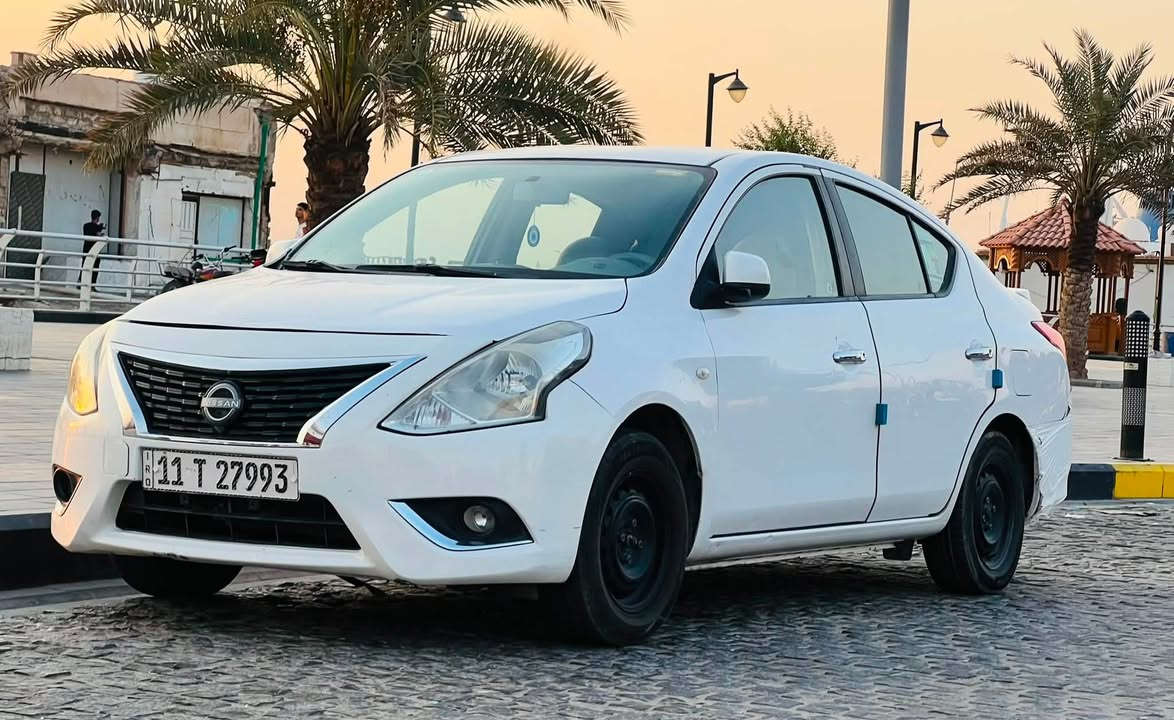نيسان صني 2018 للبيع هندي بليته الزركه
سيارة جاهزه مابيه اي نقص
بيه بارد بل جاملغ السايق ورصعتين 
سياره تدفه تبريد خير من الله 
سياره بيها شاشه تحكم ستيرن
سياره مكفوله عده كم باردات 
سعر السياره94وبيه مجال قليل
دهن والفلتر قبل ١٥يوم بدلهن 
صدر جديد باتري جديد هزه جديده 
شرط التحويل سياره باسمي 
رقم انكليزي 
هزه كامله جديده هزته تحويل مباشر
العنوان بصره 
موبايل ***********
