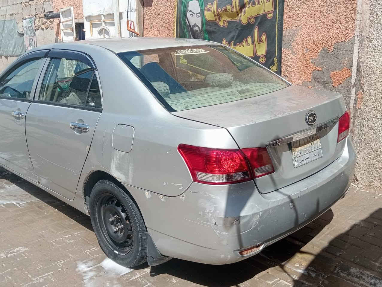 السلام عليكم
بيوايدي للبيع رقم واسط سياره مرتبه كير عادي محرك هوندا شرط التحويل تبريد الكمبريسر فقط شرط تفحص غاز يلا كهربائيات شغاله بيها البصمه فقط عاطله محوليها سويج وسعرها مناسب وترايها وين مايعجبك السياره ببغداد رقم *********** سعرها 32 وبيها مجال بسيط موديلها 2013
