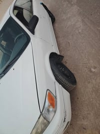 كامري موديل ٢٠٠٠ وارد امريكي محرك ٤ سلندر حجم ٢٤٠٠ بالنسبه للگير والمح...