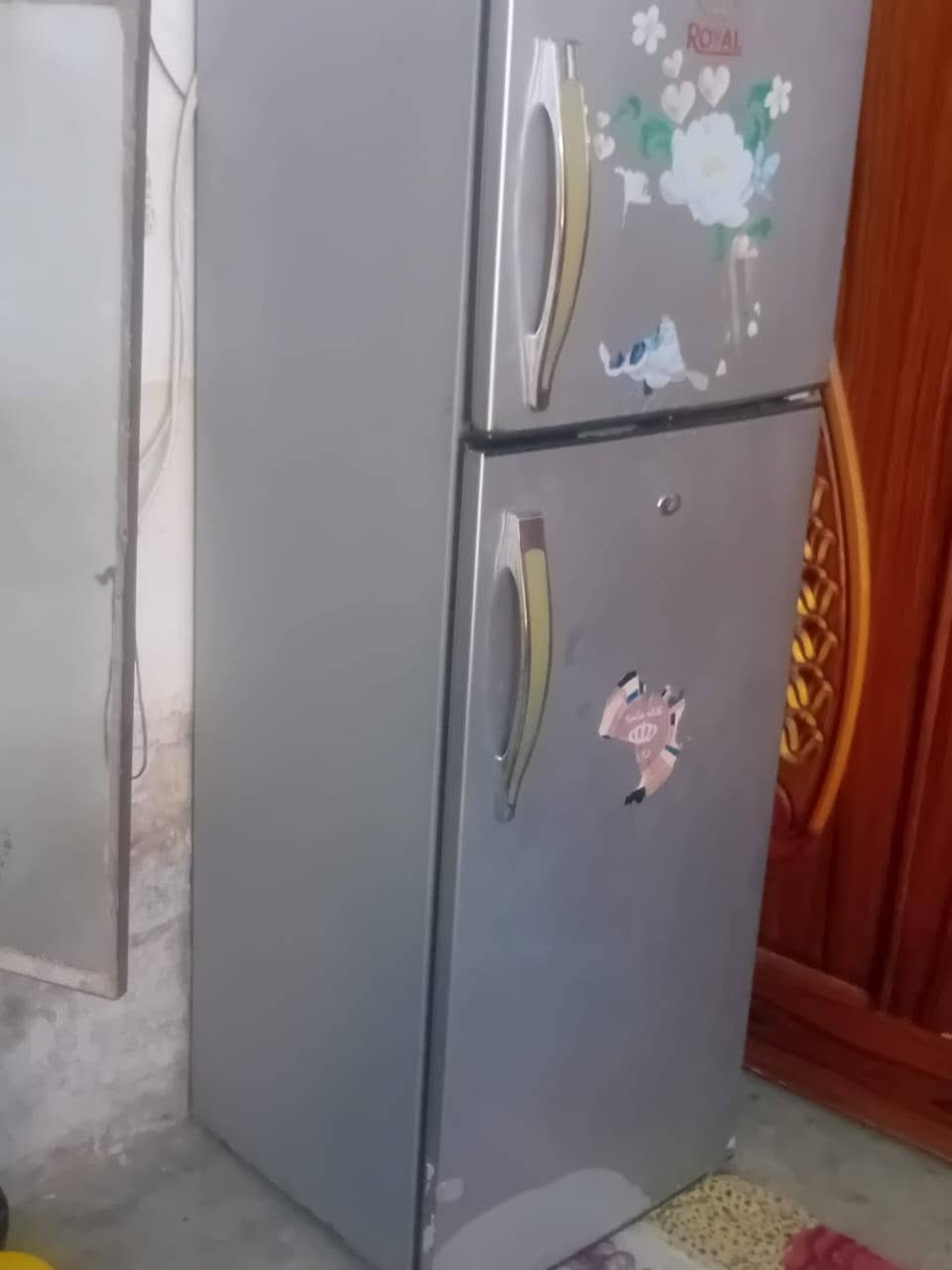 ثلاجه للبيع نضيفه
***********
