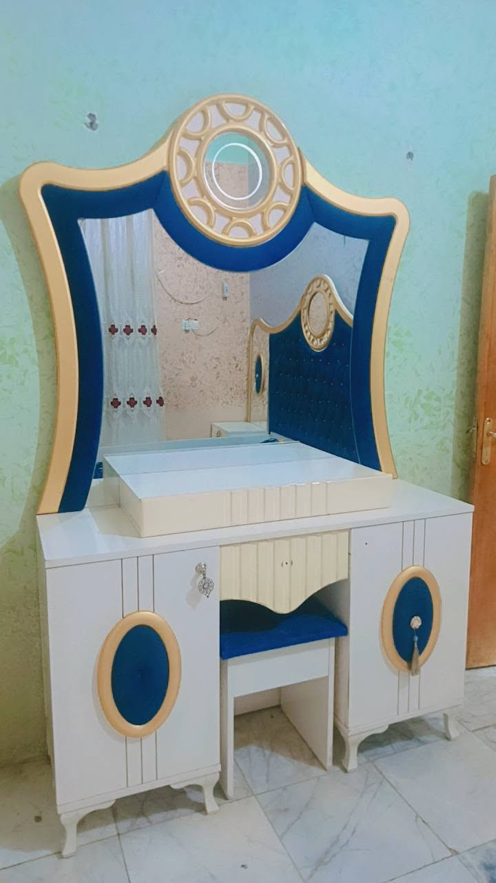 غرفه تركيه للبيع مكانه ناصريه لاتصال ع هذا الرقم  ***********
