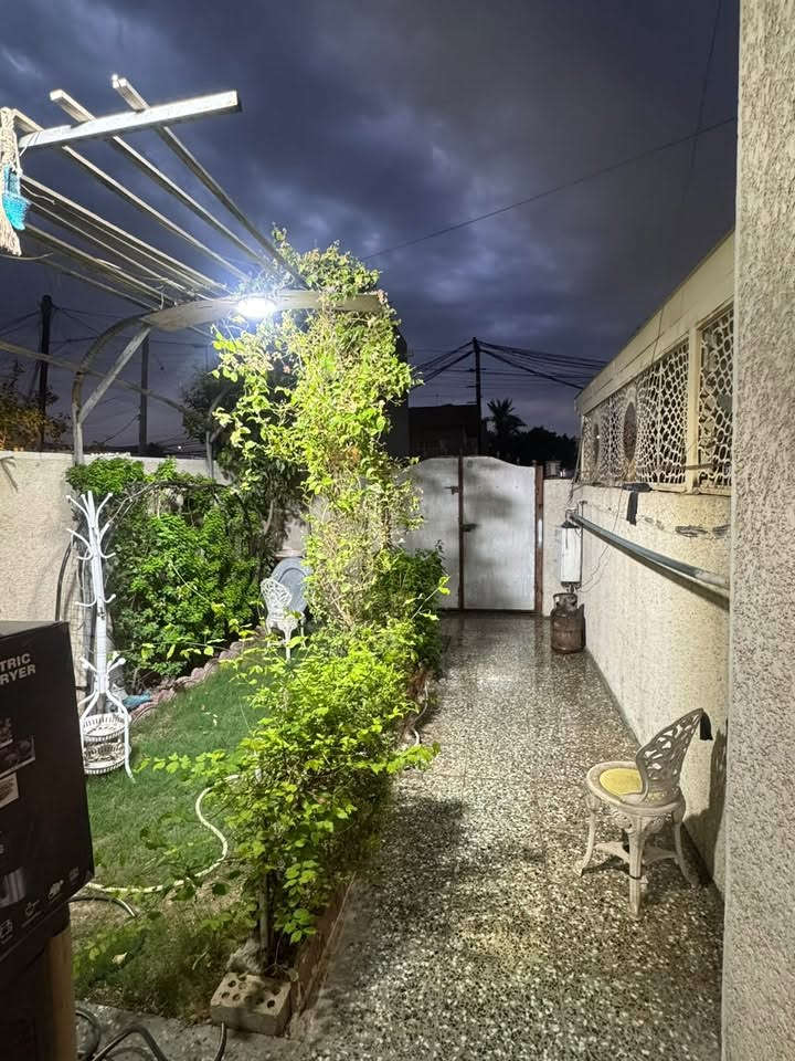 شارع فلسطين • ١٤٠م • خمس غرف