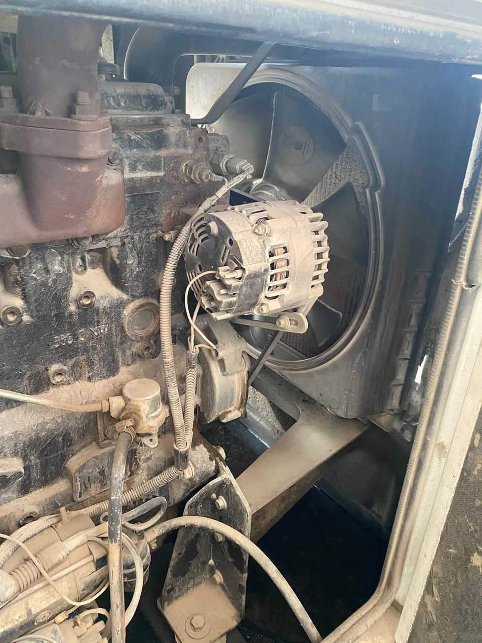 ⚡ للبيع مولدة بيركنز إنكليزي كاتمة ⚡
🔹 الماركة: Perkins إنكليزي
🔹 القدرة: 33 KVA
🔹 كاتمة صوت 🔇
🔹 المحرك كلش نظيف ✅
🔹 المولدة مستخدمة وبحالة جيدة
💵 السعر: 36 ورقة — بيها مجال
📍 الموقع: بابل

🔧 الفحص والمعاينة متاحة.

📞 للاتصال والاستفسار:
***********

