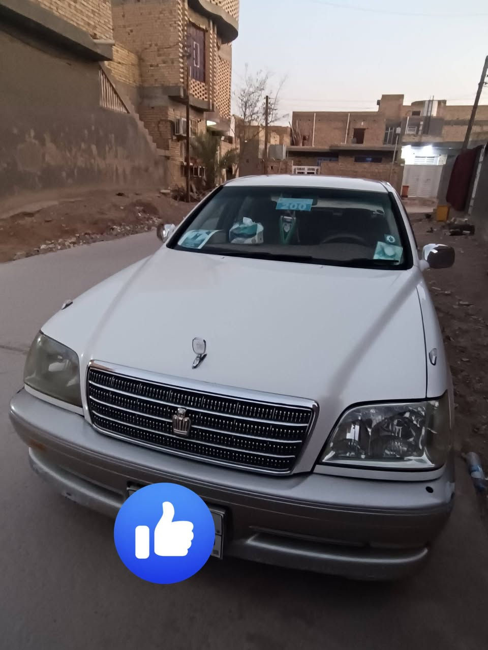 السلام عليكم للبيع فقط ⚡⚡
ملكه كراون 2003خضراوي محزم كرستال اصل شرط طك كارتون
#حاويه كفاله من الكص متوم شمالي طبق الاصل 
محور بصمه وتشغيل عن بعد1️⃣
3دكم برده خلفيه 
كشنات كهربائي 4
ويل نجمه تخم تاير جديد 
حداديه 100% 
تبريد ثلج تدفئه 🥶
سنتر لوك تقفيل وتفتيح جام اوتو
سياره مزوعه مواصفات 
سستم سماعات دمام شاشه تاب تحكمات بشاشه
محرك ديفور وكير بجيس شرط 
مكاني ناصريه شطره السعر 44 وبيها مجال للشراي
***********
