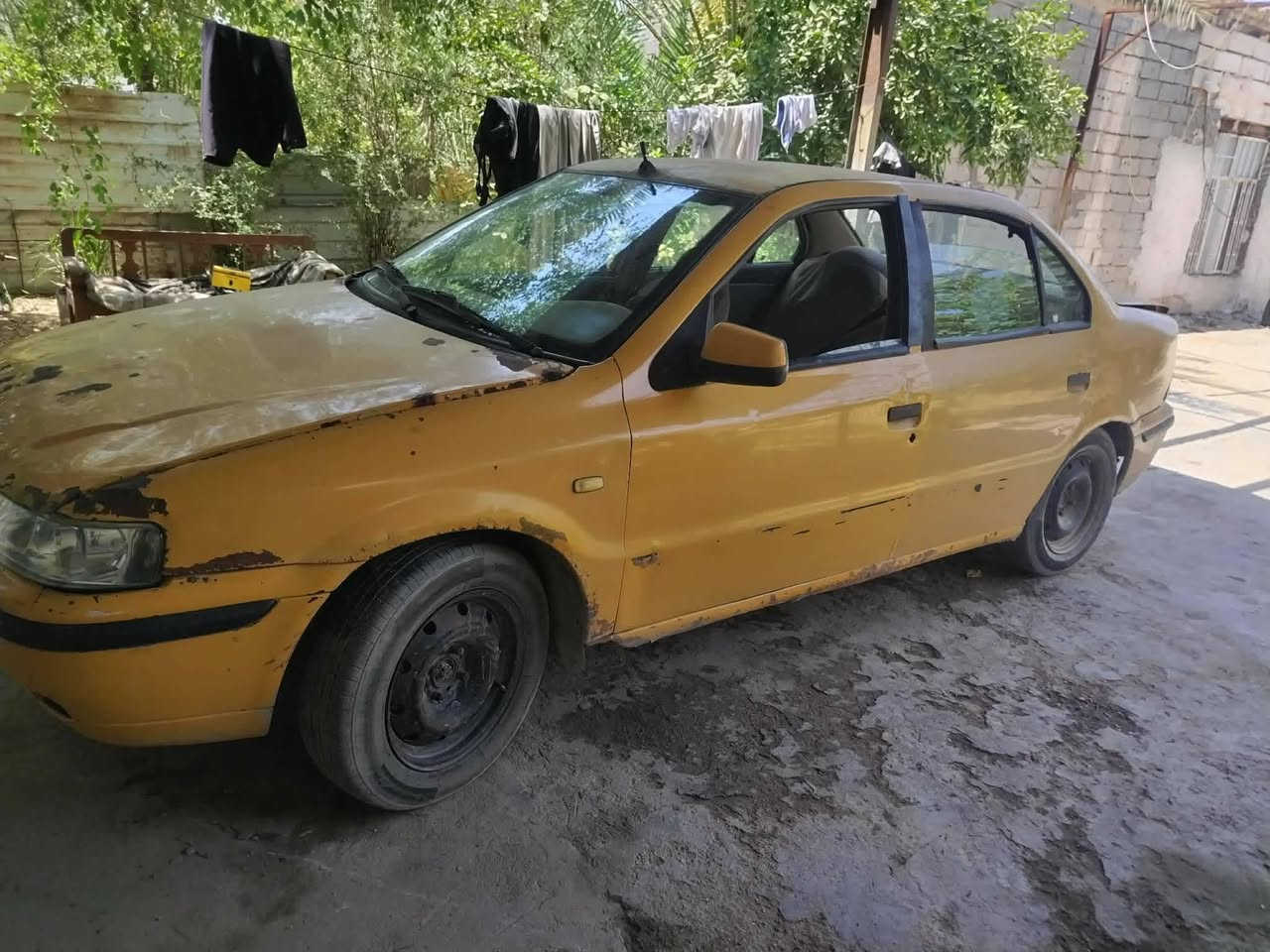 السلام عليكم سياره سمند موديل 11سنويه صاقطه بل 23السياره ما مسجله هيئه مكينه نضيفه ولكير نضيف السياره شغاله ومالك يريد مداور اقره التفاصيل السعر 14وبيه مجال وتصل ***********
