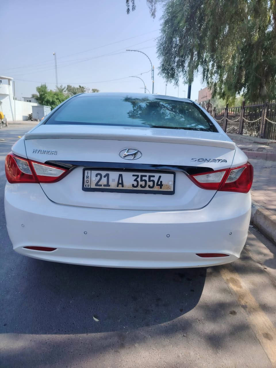 سوناتا 11 خليجي ماشيه 150 الف حقيقي
رقم شمالي سليمانية مميزي بأسمي ل 28
فقط رصعات بسيطه مع بارد  بالجاملغ الخلفي جهة السائق كد شبر واقل
تبريد مع دواخل وكاله شرط الفحص
تريد تحويل ووكالة جاهز
السيارة أستخدام شخصي لا خط ولا كراج
السعر 118 وبيها مجال بسيط

العنوان ذي قار قضاء الفجر
***********
