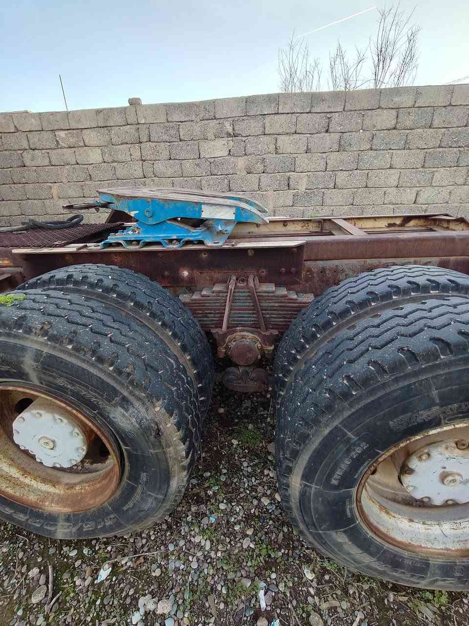 سكانيا راس 113 مجموعه مان نص جيف السياره حلوه كدام العين رقمها انبار مشروع وطني باسمي 28 محركها بي نفخ بلا صرف بيها صبغ بصفحه السايق بالمناميه كير 5ب5 سعرها 120 الشراي يتصل جماعه الي يكسر لا يتصل مالي خلك 
***********
