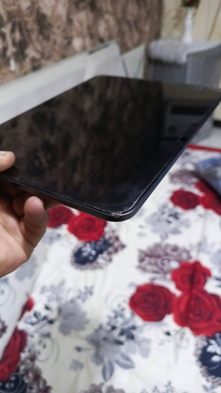 آيباد M5 • كلش نضيف • بطارية 100