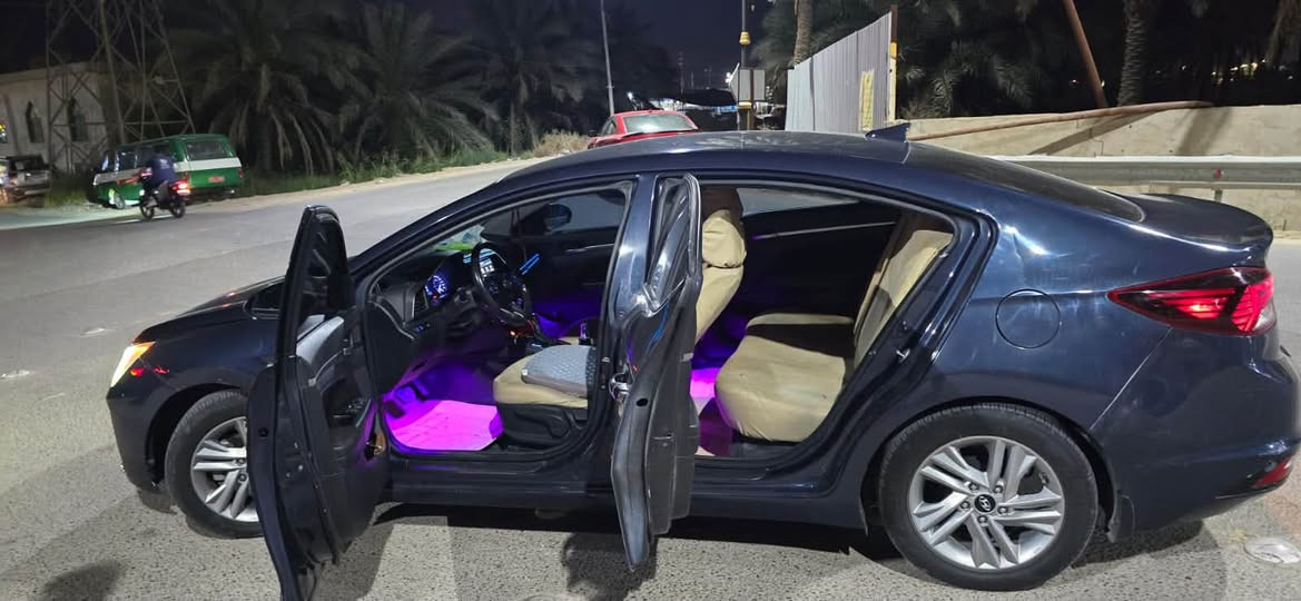 النترا 20 آمريكي
2 قطع صبغ بدون داخل  وشويه جاملغ السياره كامله وجاهزه من كلشي محرك كير كفاله رقم أربيل وكاله بأسمي

مكاني كربلاء طويريج 
السعًر 125وبيه مجال 
***********

مراوس او بيع حسب القناعه
