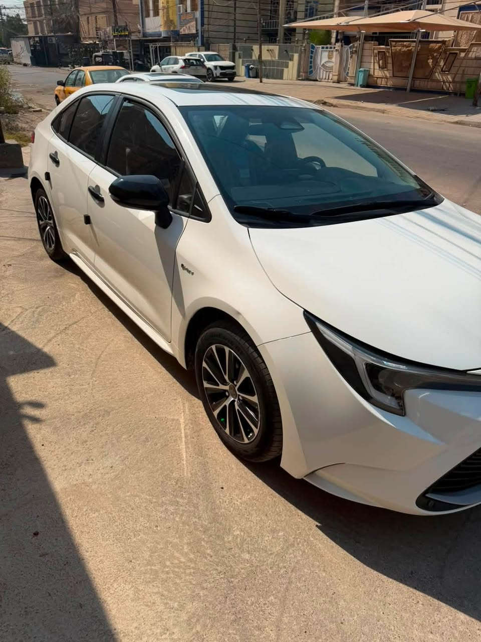 كورلا هايبرد 2025
سياره ماشية 26 الف 
نضيفه سياره 
مكفوله كفاله عامه 
العنوان بغداد 
باسمي السياره 
السعر 155 وبيها مجال 
***********

