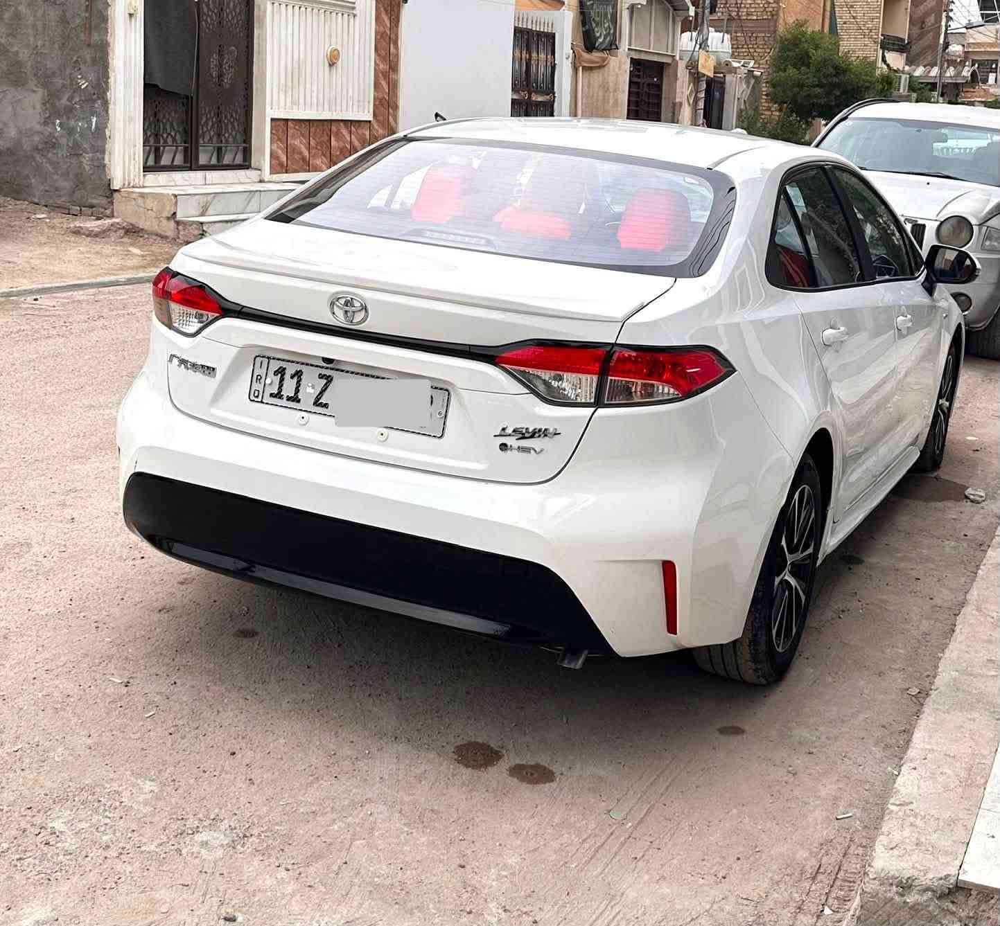 كورلا هايبرد ٢٠٢٥ ماشية ١٧ الف فقط كفالة عامة فقط خدوش دعاميه بسيطة رقم بغداد بأسمي سيارة فول مواصفات داخل احمر بلادي ١/١   سعر ١٦٣ مجال بسيط للاتصال *********** متواجد واتس اب المواصفات ادناه  (بغداد الحرية)
* بصمة تشغيل
* بصمة ابواب لمس
* كشن جلد كهرباء 
* فتحة سقف
* شاشة ابل كار بلي +اندرويد اوتو
* دشبول دجتل متغير الخلفية 
* تبريد قطعتين
* حساسات امامي خلفي
* 3 وضعيات قيادة
* حساسات ضغط الاطارات
* مانع انزلاق
* اوتو هولد
* سايد بريك دكمة
* Drive Mode
* تحديد مسار
* مانع تصادم ٣ مستويات مع وقوف ذاتي
* لايت متحرك +اوتو
