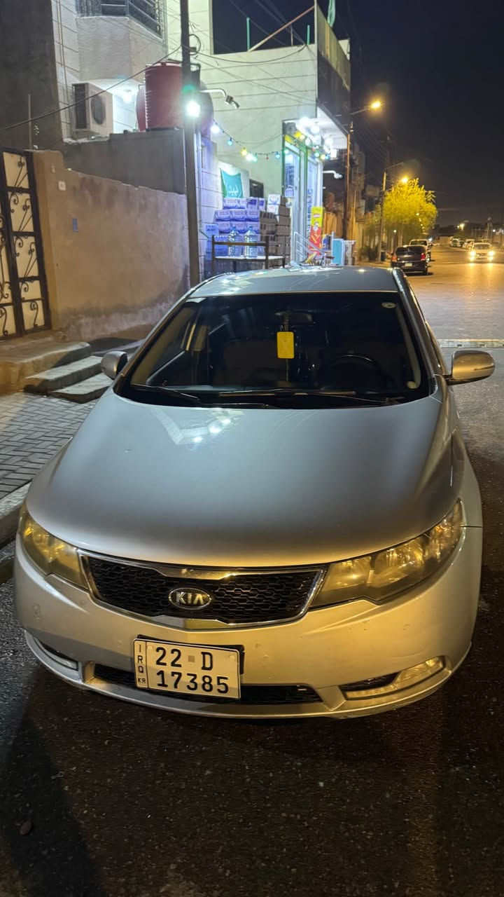 مديل 2012 فول عده الفتحه كفاله عامه ماشيه 200 رقم جديد سنويه جديده مكينه 2000 سياره بحالت الشركه كلش جديده التواصل *********** البصرة, العراق
