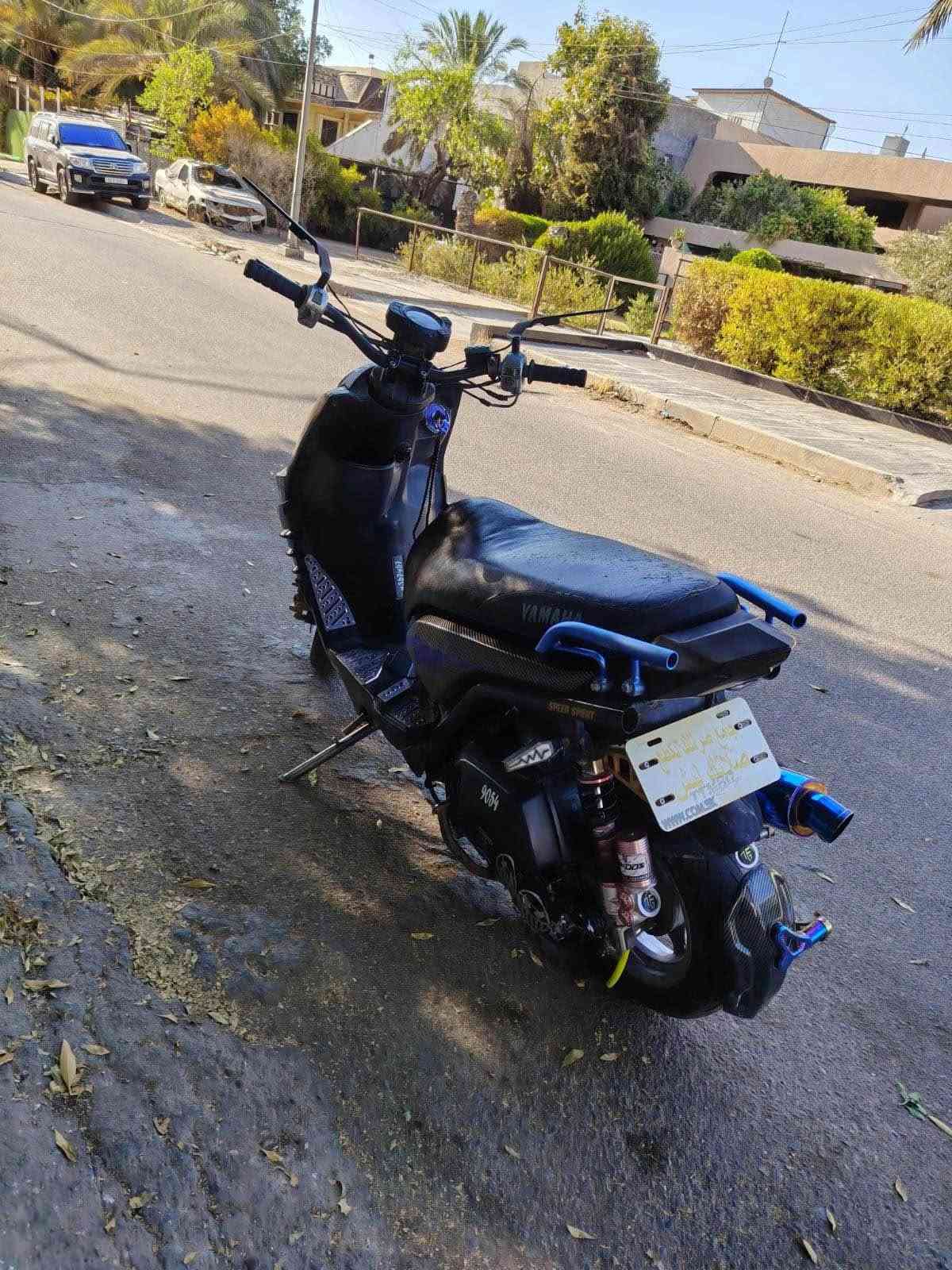 السلام عليكم سكنس جبلي للبيع داجه بلاديه ما بيه نقص برغي دراجه نكره كل وكت عليه هوايه تزويد
1_بيه قبق كلجات رياضي 
2_قاعدت رقم اصليه تتمارك 
3_اشاير رياضي 
4_سبايدر رياضي قطعتين 
5_كبات رياضي 
6_جاملغ كاربون فايبر 
7_دبلات رياضي ام البطل عكس 
8_تغليف كاربون فايبر
9_زعانف 
10_صالنصه 
11_ستيرن رياضي 
12 _بكلايت رياضي R8
13_مرايات مال كاوسكي 
14_يدات بريك و بانزين رياضي 
15 _قبق بانزين رياضي 
16_دمام اصلي 
17_صالنصه قطعتين سبع الوان 
18 _كبات ارضيه و نيكلات كامله اصليه 
19 _قبق عنبار RGS
20_قبق فلاوين NSY اصلي 
21_فراك بريك رياضي
22_قطره دهن رياضي 
23_كلوب زنون 
24_ستاند صفح سبع الوان تيتانيون 
25_بيم رياضي 
و بعد بيه هواي تزويدات بكاني المنصور رقمي *********** وتساب و مازنجر ورقم بغداد, العراق
