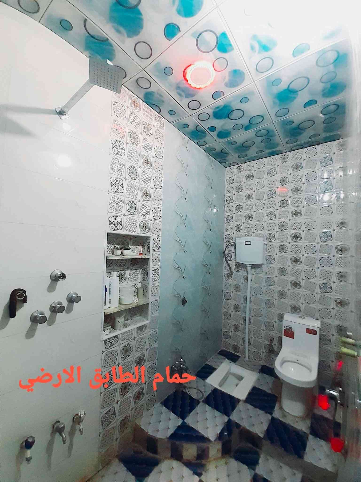 #يا الله
بيت للبيع #درجة_أولى نزلنه السعر لأن مستعجلين عالبيع. 
 #المساحة: ١٧٥م٢
#الموقع: شارع القاضي ناظم يبعد عن شارع المدخل الرئيسي تاسع بيت. 
#المحتويات: الطابق الأرضي (غرفتين ٥م واستقال ومطبخ وصالة واستقبال وصحيات ٢ داخلية وخارجية ومناور) . 
اما الطابق الثاني: غير كامل بيه فقط صالة على كبر الصالة الارضية وحمام وصحيات فقط . 
#بناء سنة ٢٠٢٢ . 
#الطابوق قلعة وارتفاع السقف 3.5متر ونص 
#خدمات كاملة بالشارع. 
#مطلوب إسكان ٣٥ مليون كل شهر تسديد قسط ٢٢١ ألف. ويتحول بأسمك. 
#السعر: خاص. او الاتصال عالرقم ***********

نص مكتوب في الصور:
- منظومة غاز
- استقبال 4*6 6500
- المطبخ 3،5×3
- غرفة ١
- غرفة ٢
- صالة 4م×6.5م
- حمام الطابق الارضي
- فوق الصالة 4م×4م