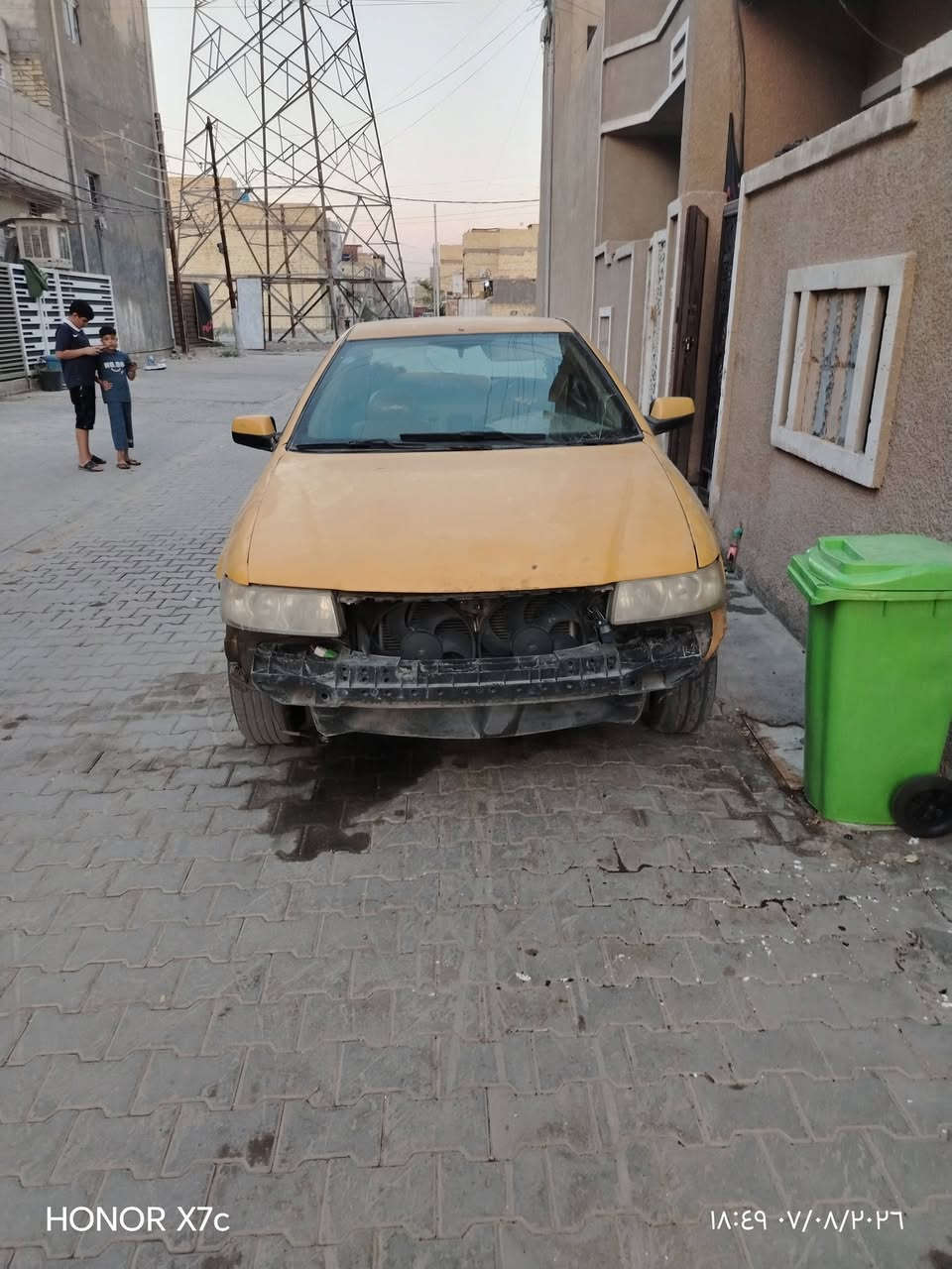 سمند ١١  للبيع راعيهة متوفي  سياره شغاله فقط خابط محرك مجفت جدد     غراضهة محرك كله جديد فقط مانضبط  اورنك مال بوش وخبطت  سياره نكره  تشتغل  للبيع سعر ١٠ ورقات  ولد ابو سنويه موجودين   يعني اوديك عله اهل ابو سياره مكان بغداد *********** واتساب
