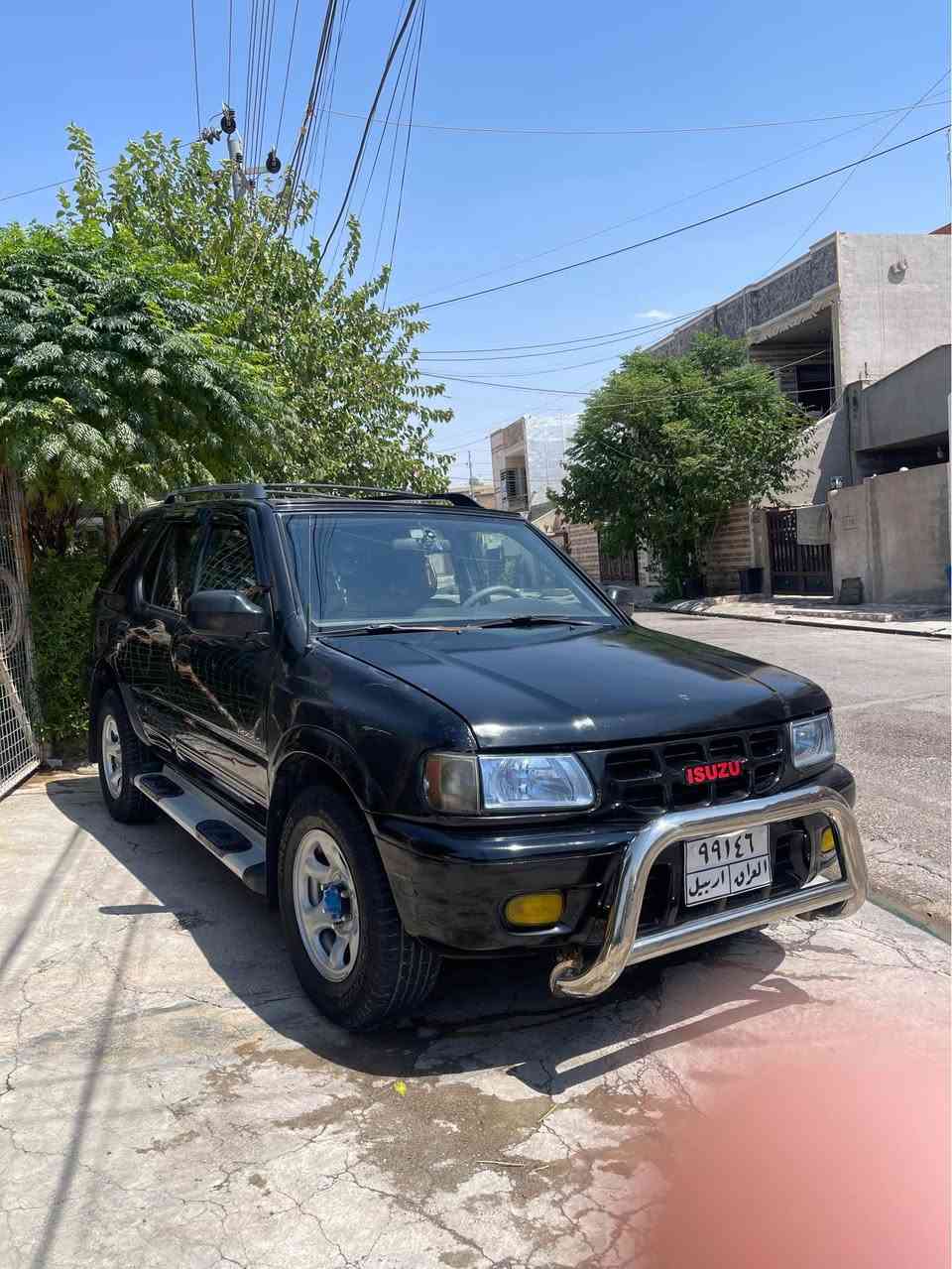 اسوزو 2001
گیر حادی 
سبوخو لیدراوی نیا 
تابلی پاکو خاوین ماوەتاوا 
بەشەرتی برەواو وارگارانی نابیت 
بەناوی خۆمە
نرخی 35$وەرەقا 
740هازەرت خرەمای لەسەرە 
شوین کاسنازان

*********** Singapore
