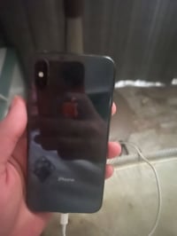 ايفون اكس للبيع ذاكره 256 بطاريه 100 نموذج M عربي شرق اوسط فيس ايدي شغ...
