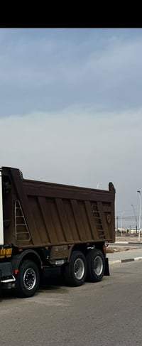 شاحنة • للبيع • عرقم
