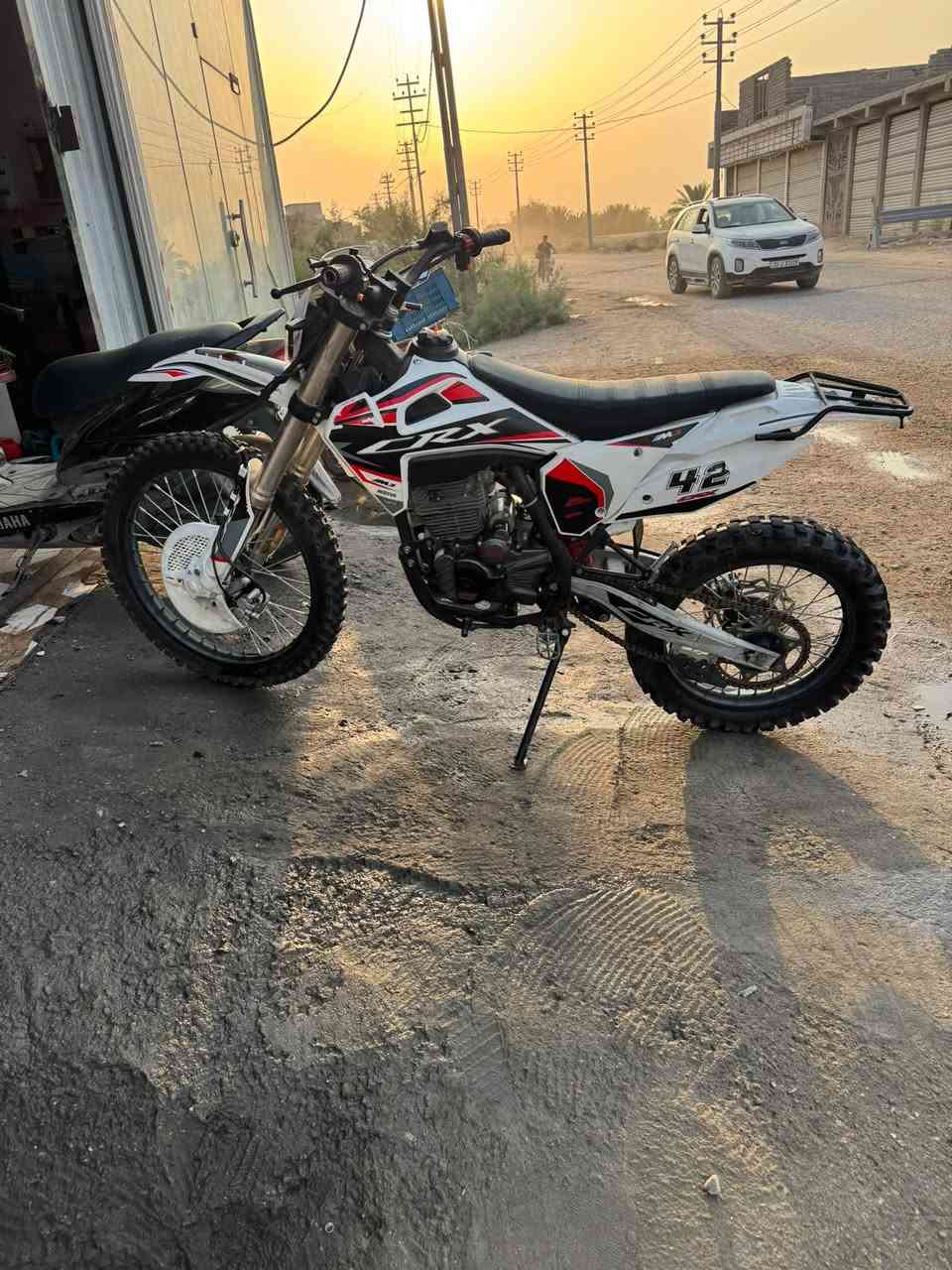 قفاز • ٣٠٠ • مامفتوح