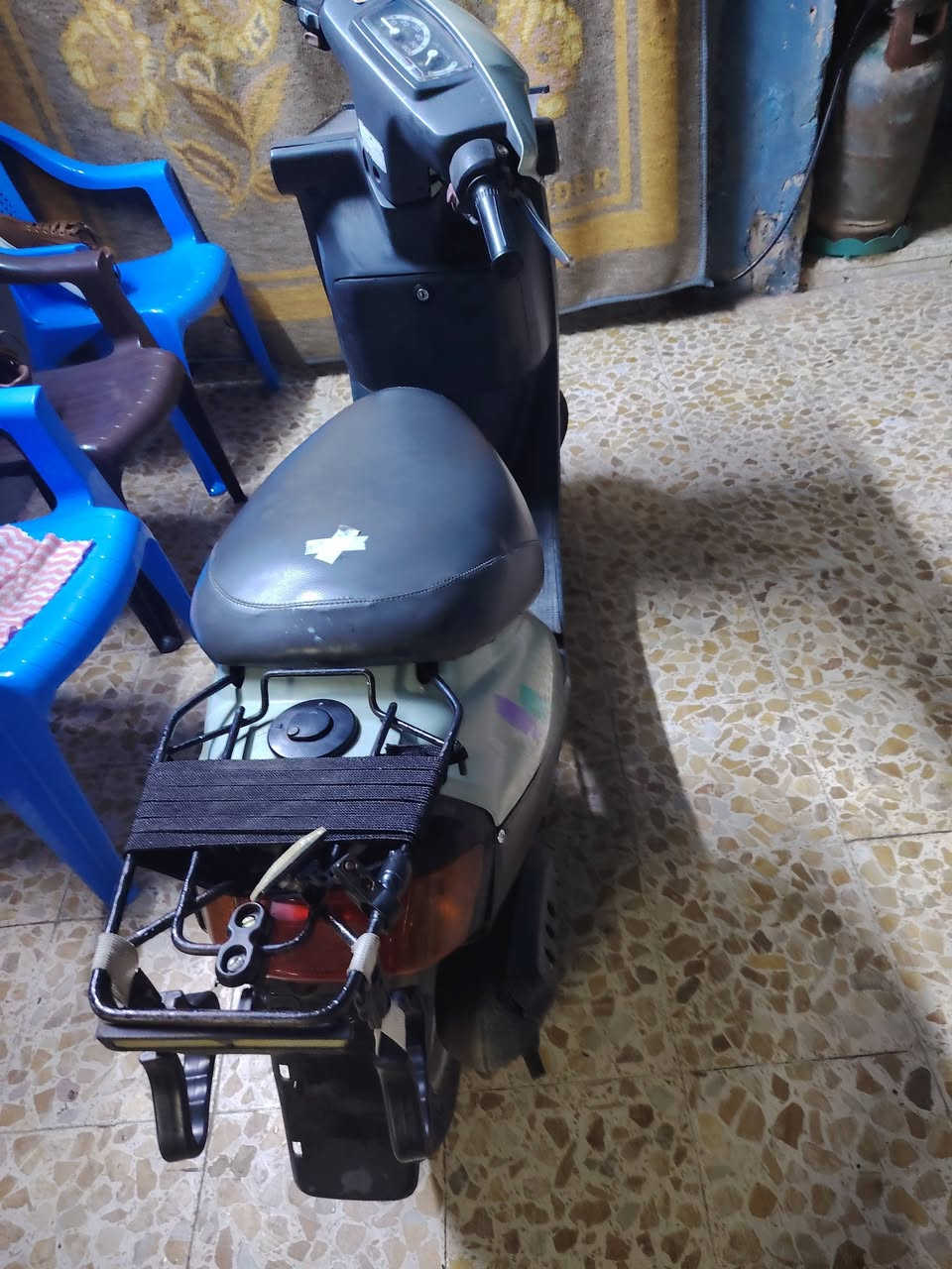 سلام عليكم ورحمة الله وبركاته مطور للبيع موصل حي عدن مطور مكينه شرط قباق هندار مفتوح مبدل كلاجات فقك مطور مكفول من شصي ومكينه الرقم ***********👋
