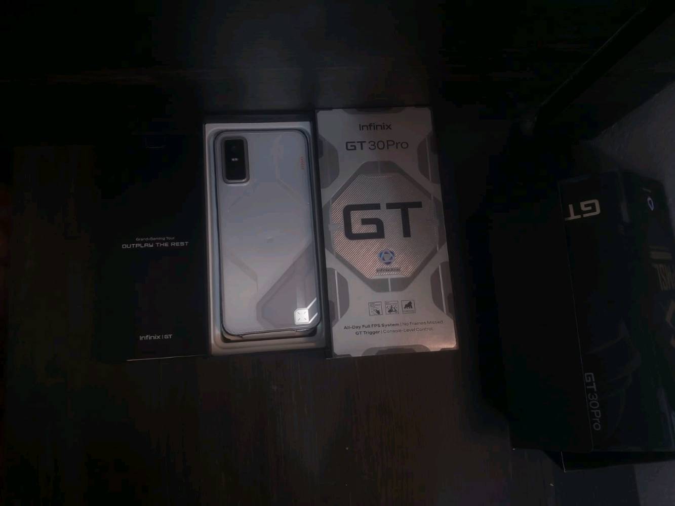 انفينكس GT30 برو • مستعمل • شاشة أصلية