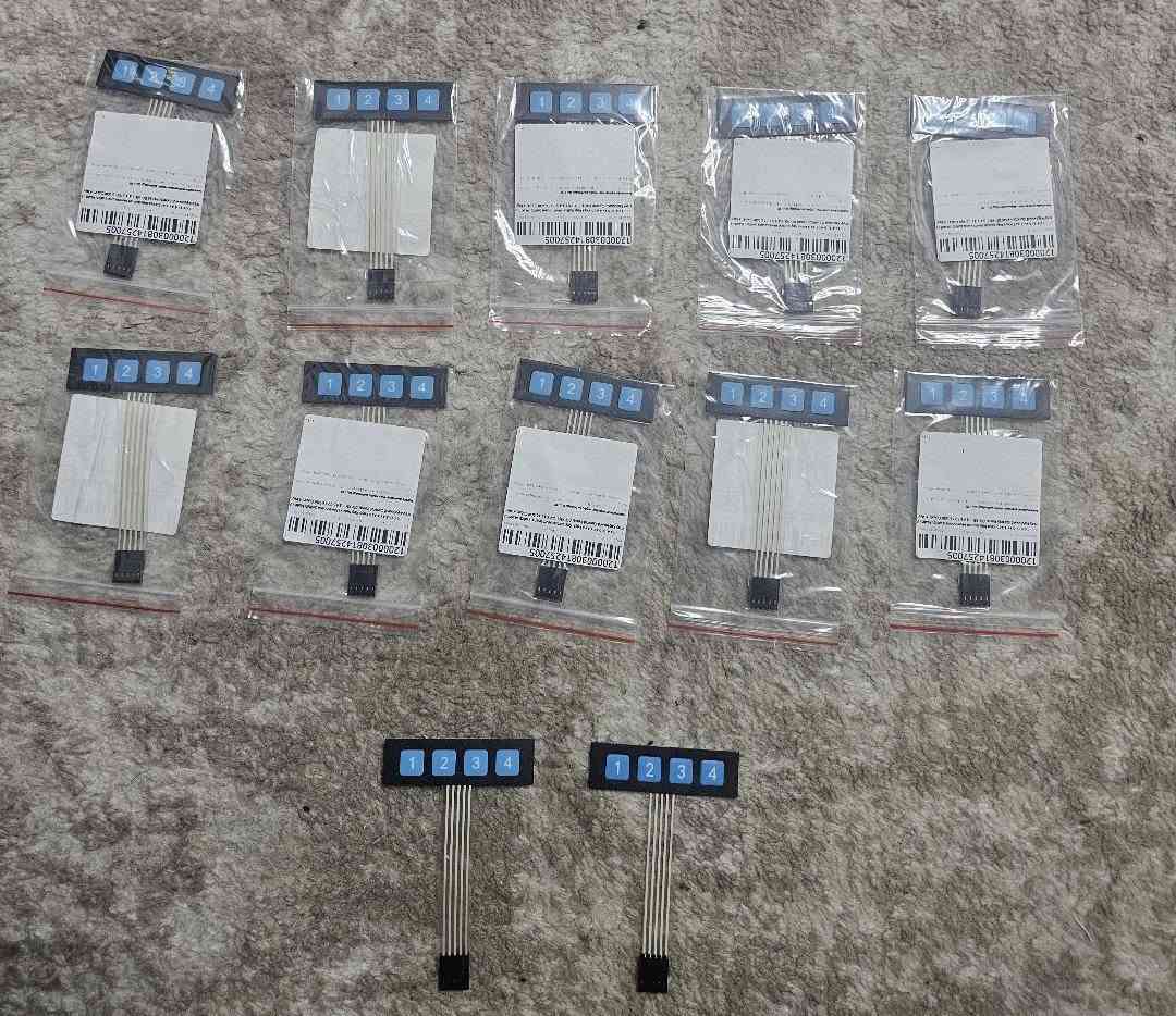 مفاتيح غشائية بـ 4 أزرار
سعر قطعة واحدة  ١ الف، ١٨ قطعة موجود

