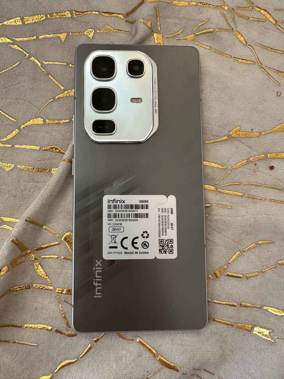 للبيع هاتف Infinix Note 50 Pro 🔥
الحالة:99٪ نظيف جداً استعمال 3 أشهر فقط 
الذاكرة: 256GB
الرام: 8+5 GB 
الشاشة: 6.78 AMOLED 144Hz
البطارية: 5200mAh شحن سريع 90W
الملحقات: كارتون + شاحن أصلي + كفر +شاحن وايرلس
ملاحظة: بيه خدوش بسيطة جداً مو مبينة بالاستخدام
السعر: 245,000 دينار قابل للتفاوض البسيط
المكان: كربلاء_طوريج الهندية 
للجادين فقط
رقمي بي واتساب ***********
خاص مفتوح
