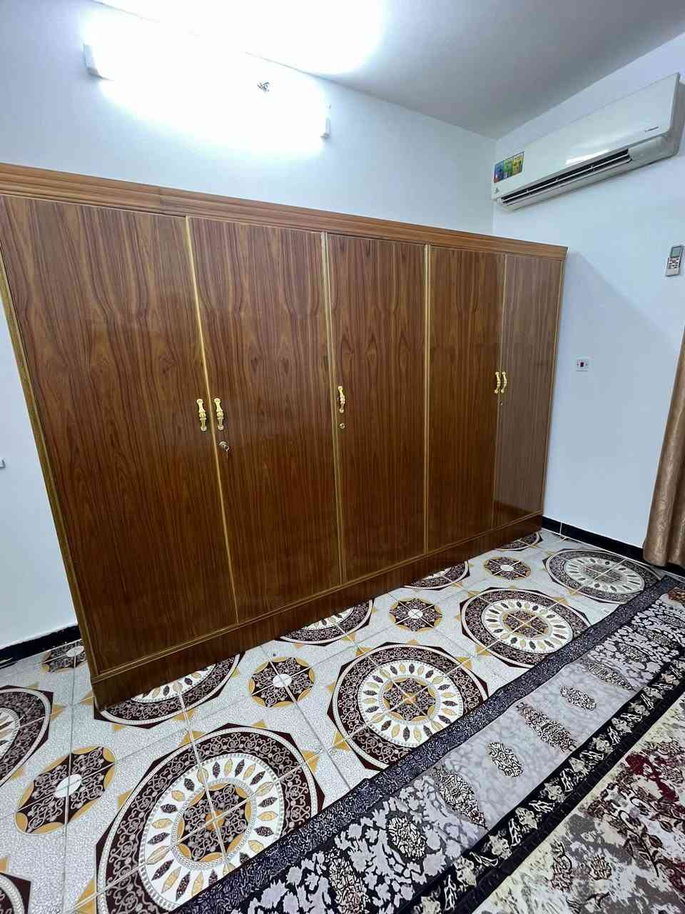 غرفه زان عراقي +معرض صاج ثقيل
معرض +٤ قطع غرفه +٧ قطع بيع معرض الغرفة سوه بسعر ٨٠٠ إذا غرفه واحدها ٦٠٠ المعرض ٣٠٠ 

نضيفه كلش شوف اله تاخذ 

***********
