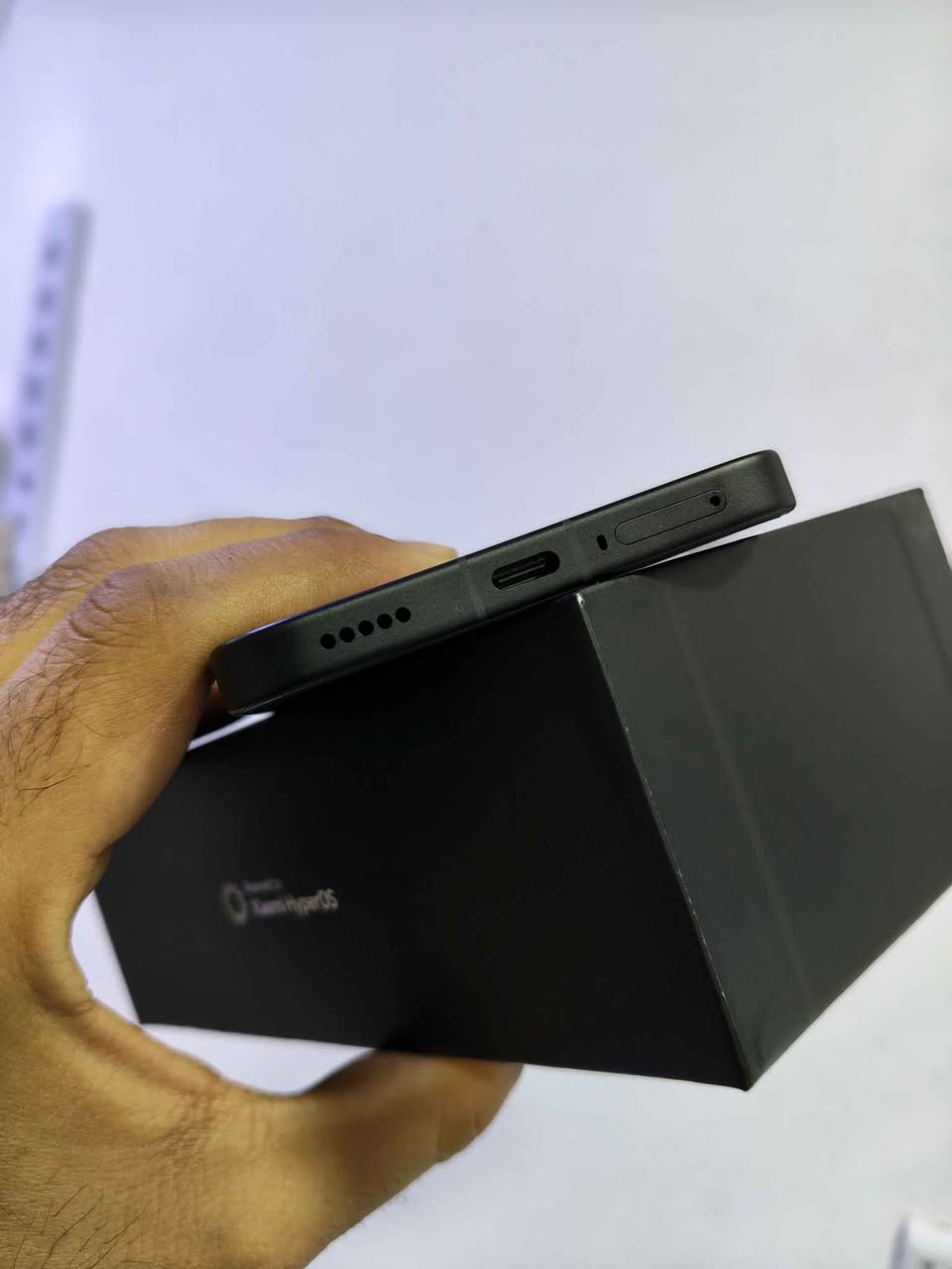 السلام عليكم للبيع POCO X8 pro max استخدام 3ايام فقط عدد دورات شحن 3 جهاز جديد ماينحسب مستخدم ذاكرة 512 عشوائية 24 كامل ملحقات الاصليه جهاز بطل المواصفات والسعر 775 الف وبي مجال مكاني البصرة *********** البصرة, العراق
