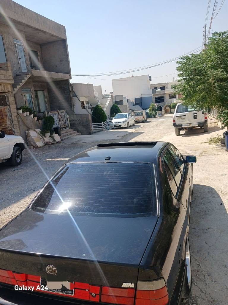 ‎فرۆشتن بەس ماشەڵای ئەوی هیچی تر بۆمەسرەف مەگەڕێ25عادی مۆدێل1993زانیاری***********‎ السليمانية, العراق

نص مكتوب في الصور:
- Galaxy A24