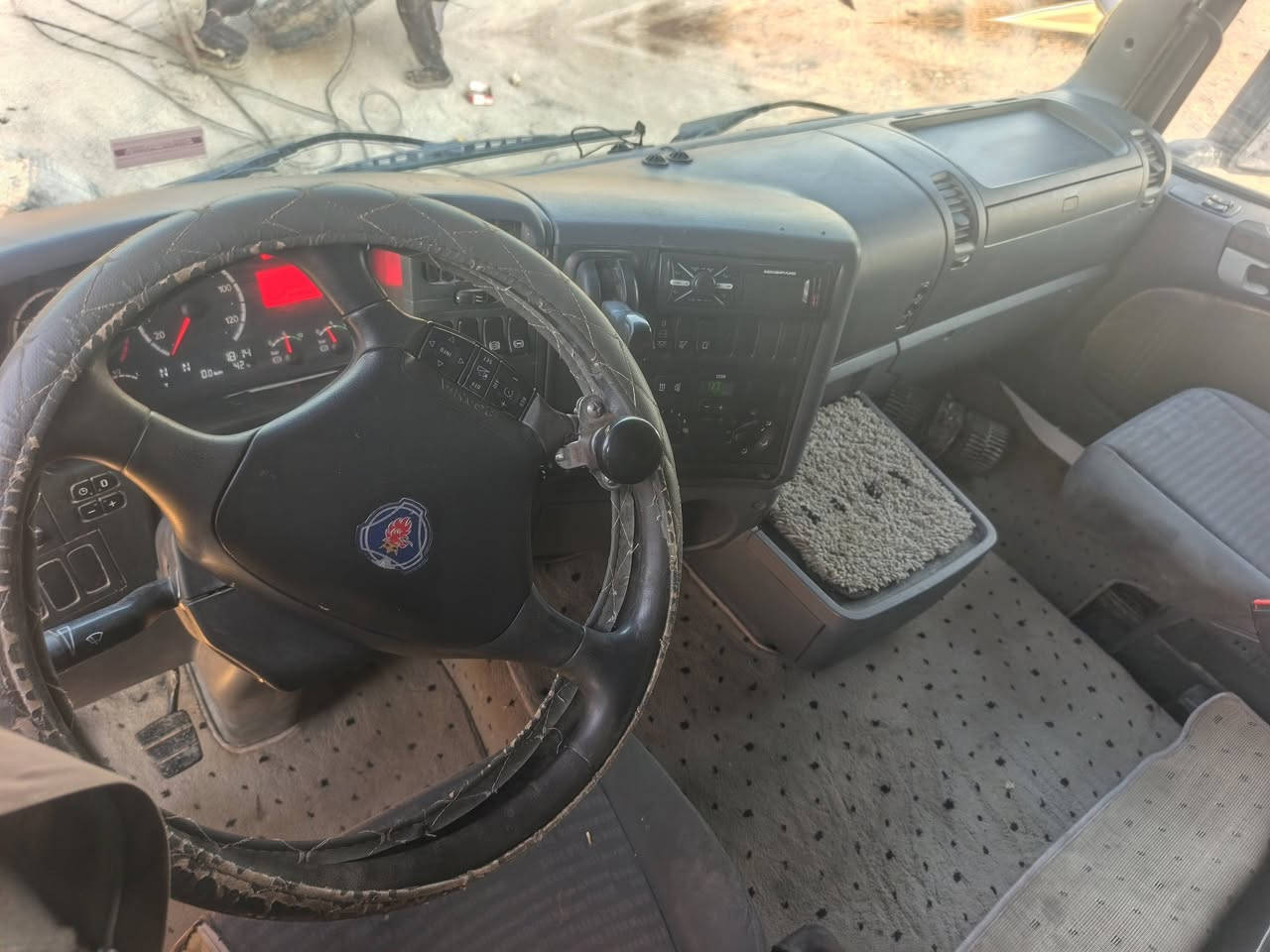 يالله سكانيه للبيع مديل 2006مكفول كفاله عامه سعر 375بيه مجال المكان كربلاء الحر سياره وتماتيك للستفسار***********
