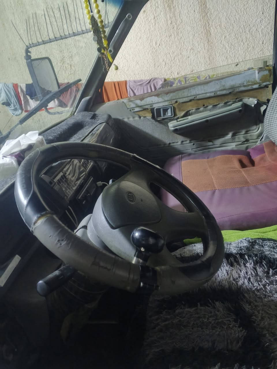 كيه بستا موديل 95سنويه 27 رقم انكليزي اجره مكاني بعقوبه 
للسفسار ***********
