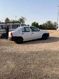 لوجان • ٢٠١٠ • داخليه نظيفه