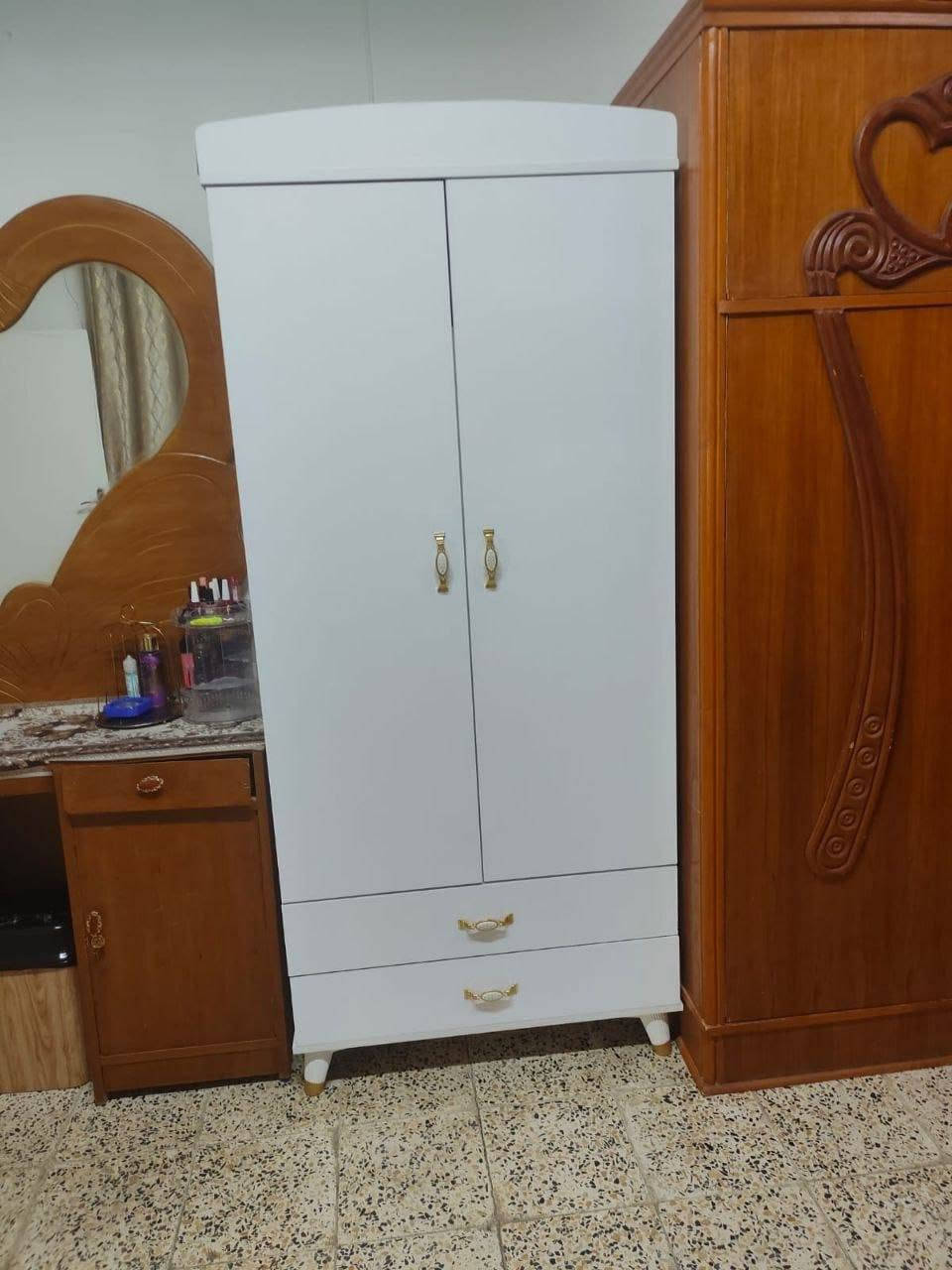 كنتور جديد ونضيف جدا مستخد قليل ب150  نجف شارع المدينه 
***********
